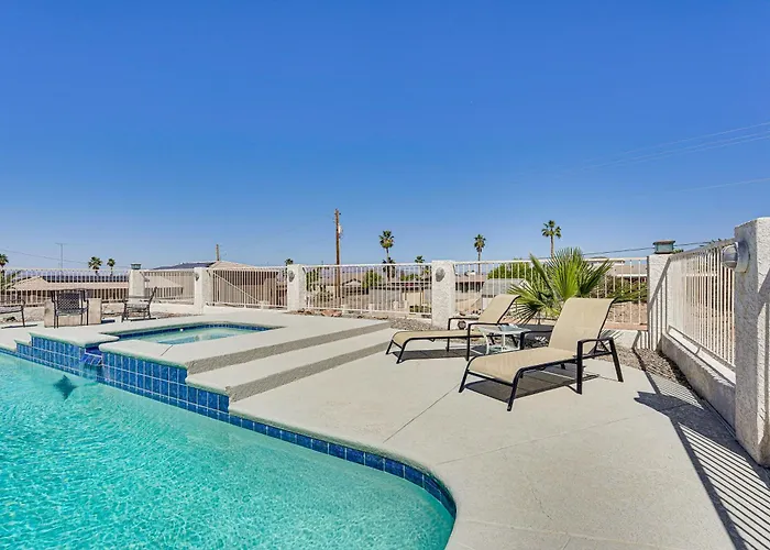 Saltwater Pool & Patios: Havasu Home!