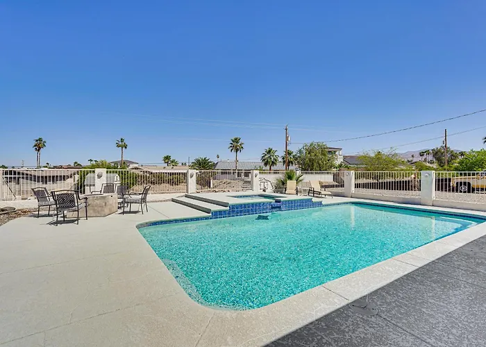 Saltwater Pool & Patios: Havasu Home!