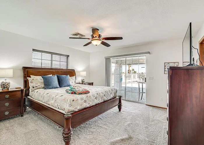 Saltwater Pool & Patios: Havasu Home! Lake Havasu City