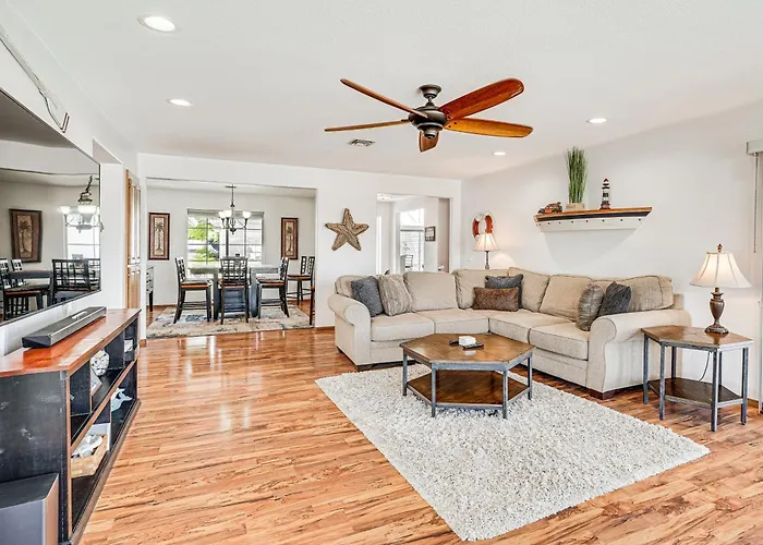 Ferienhaus Saltwater Pool & Patios: Havasu Home! Lake Havasu City